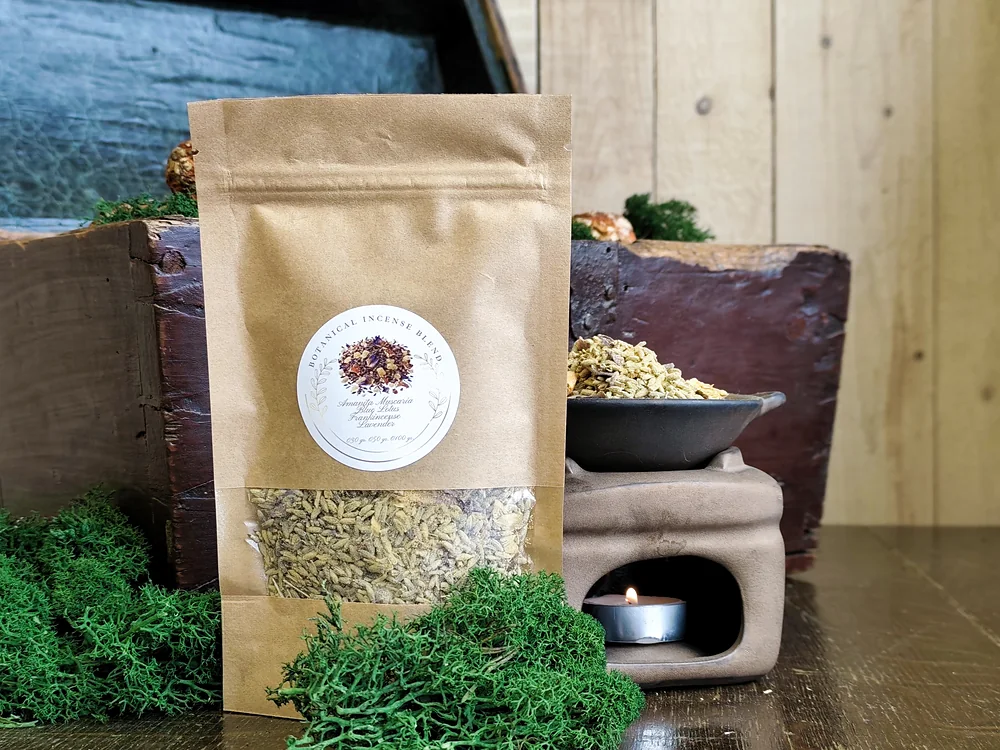 Incense blend — Amanita, blue lotus, frankincense & lavender